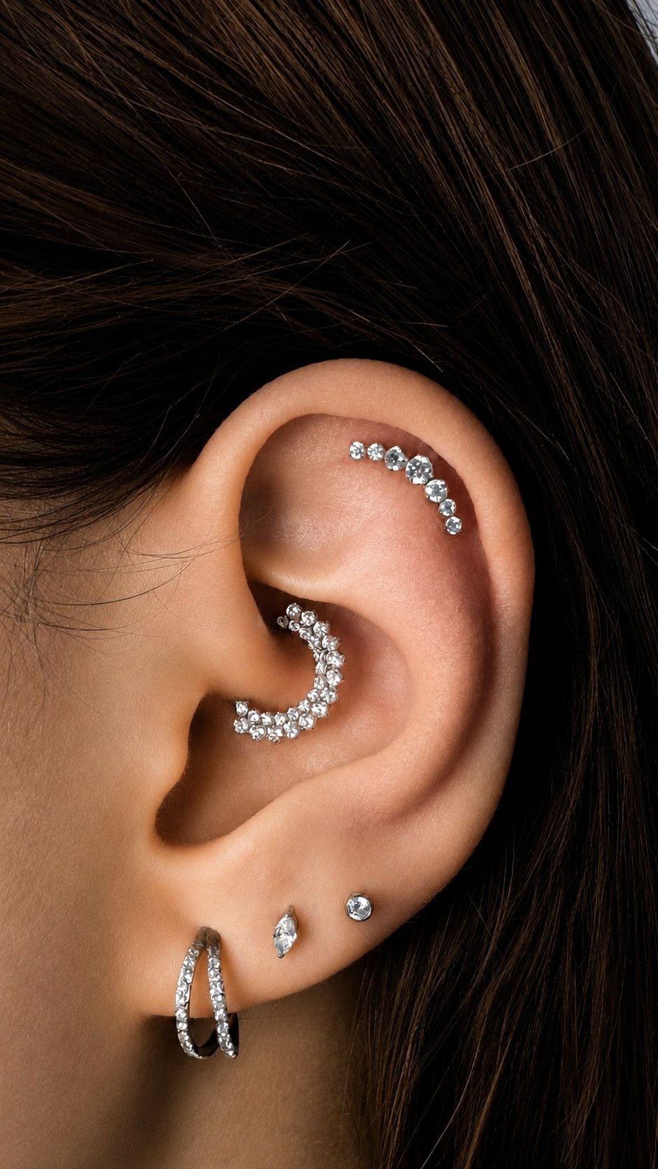Piercing ucha daith i helix — realizacja