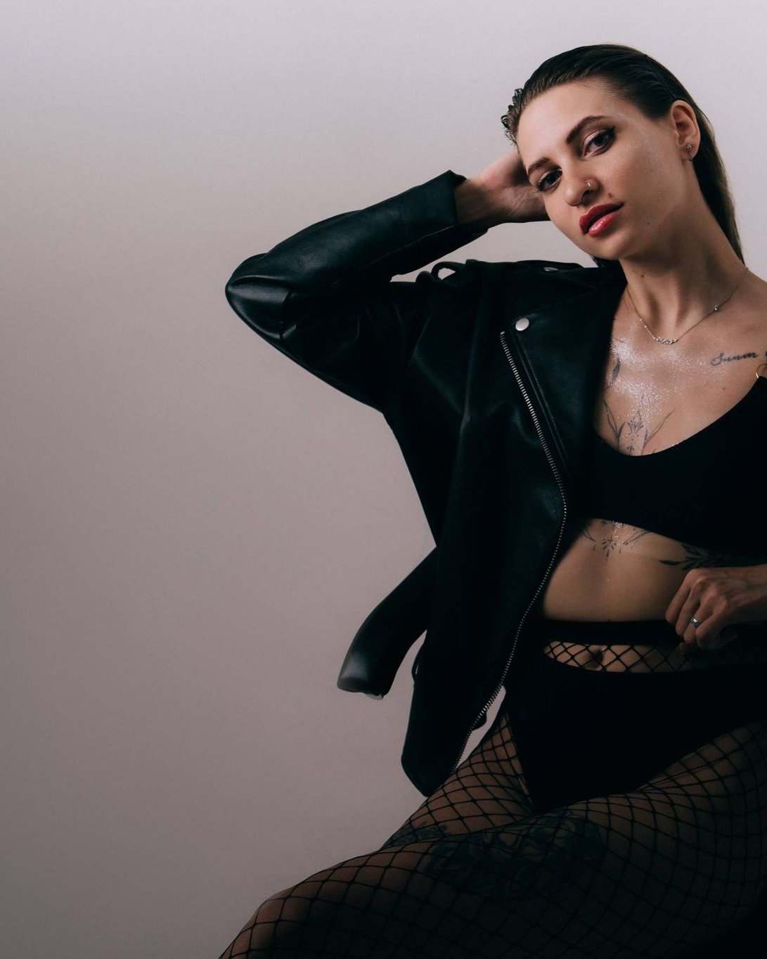 Mariia — instruktorka szkolenia z piercingu